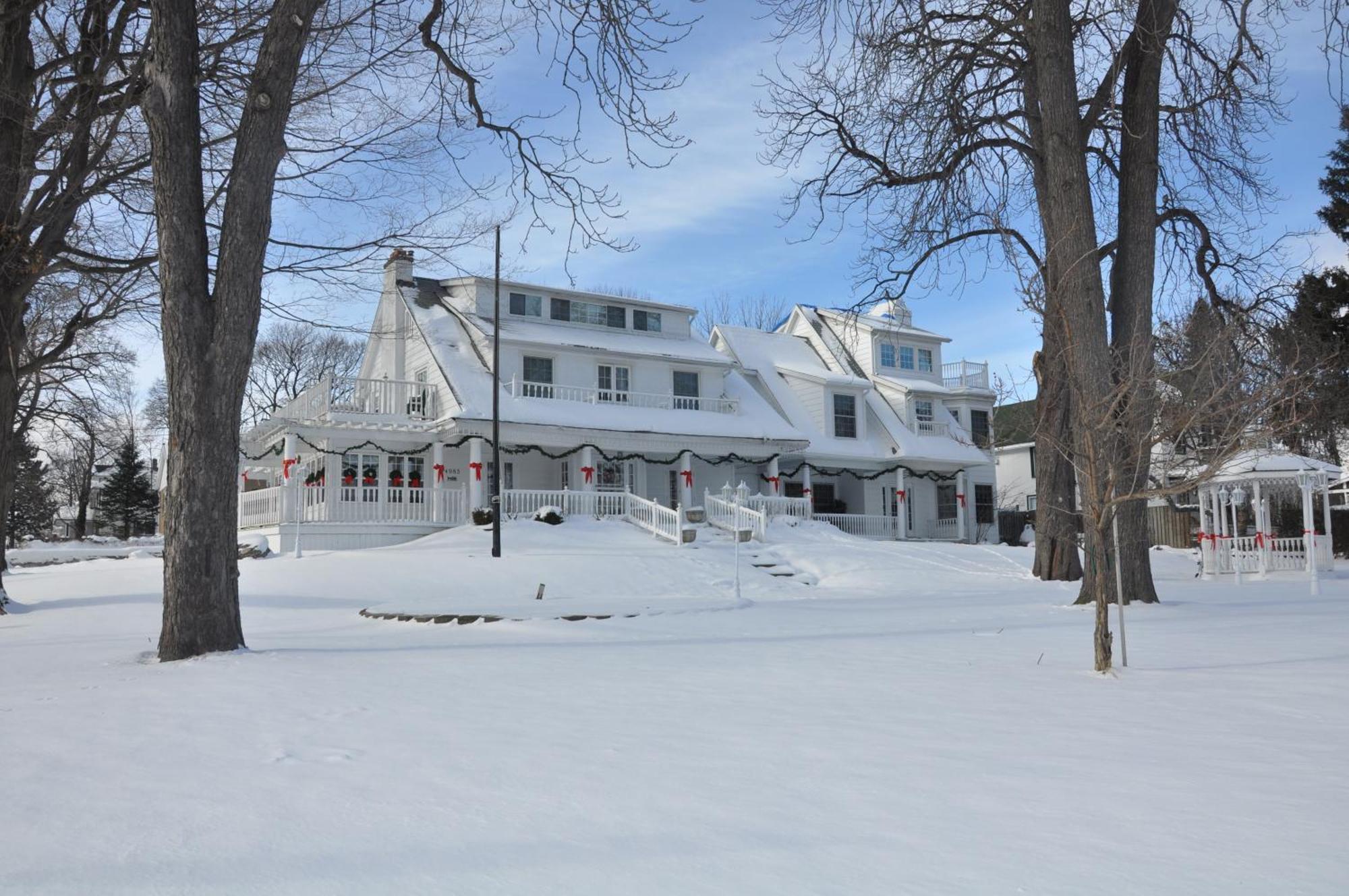 Chestnut Inn Niagara Falls Extérieur photo